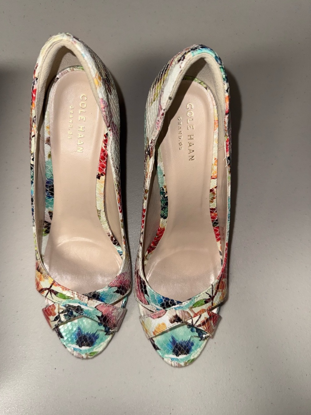 Cole Haan Jacinda Floral Snake Print Peep Toe Heels NIB Size 8B
